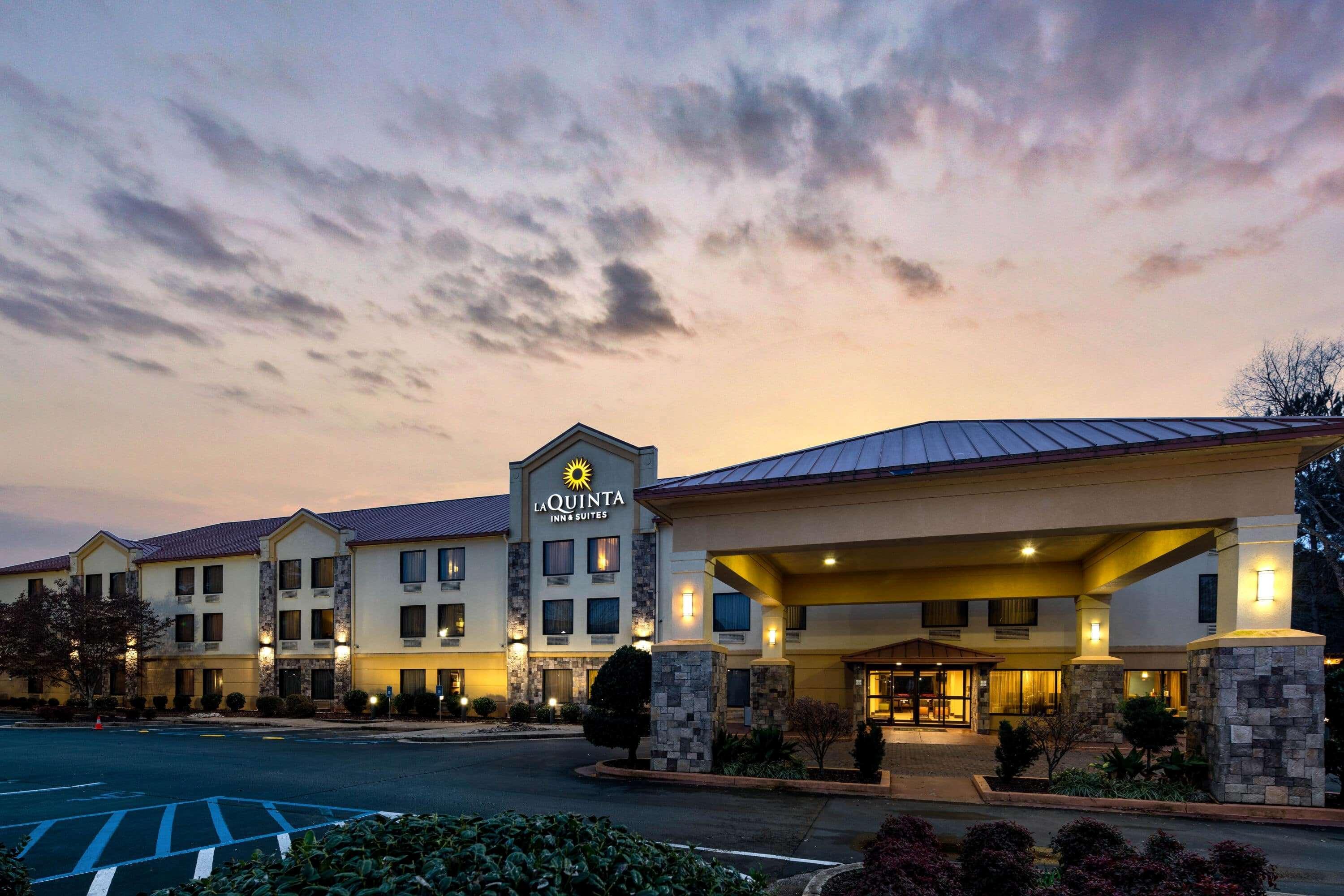 La Quinta By Wyndham Lagrange / I-85 Hotel Exterior photo